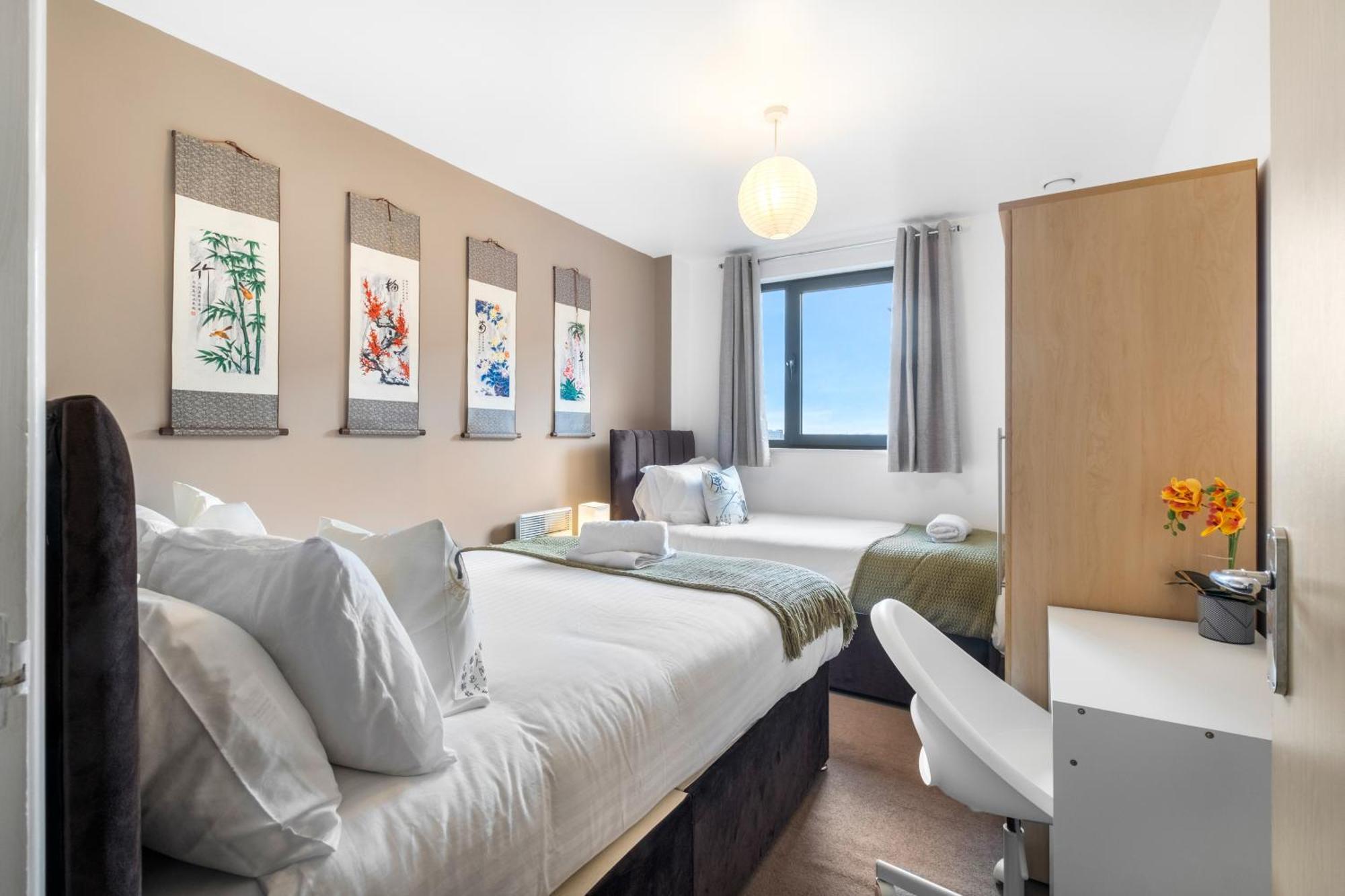 Orient With Freepark - 28 Night Apartment Birmingham